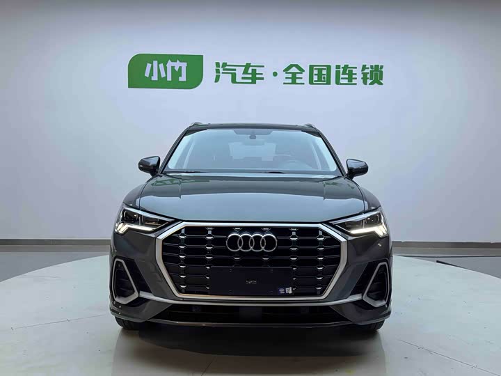 Фото 2 - Audi Q3