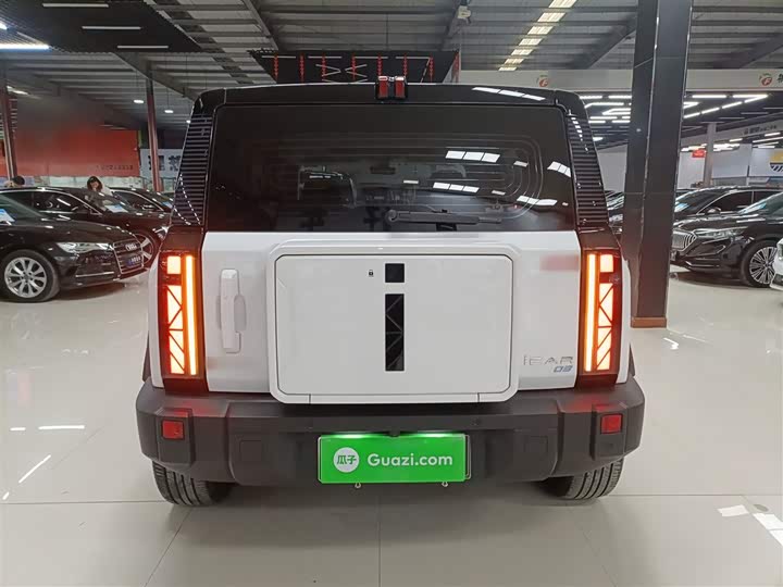 Фото 6 - Chery iCar 03