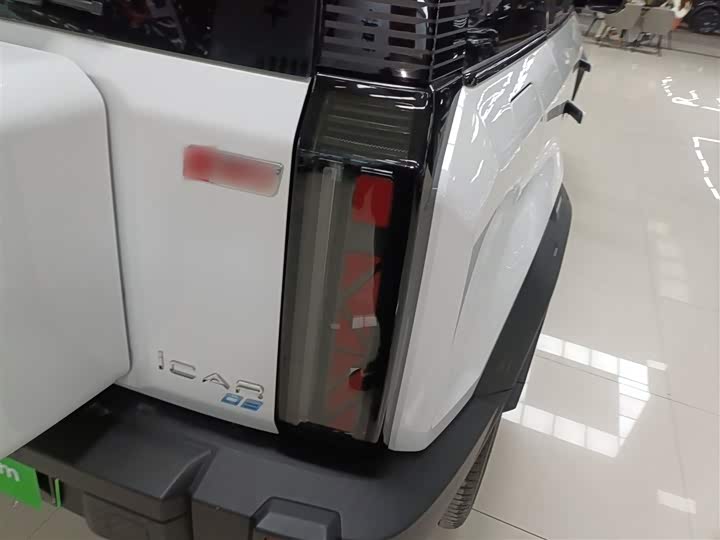 Фото 8 - Chery iCar 03