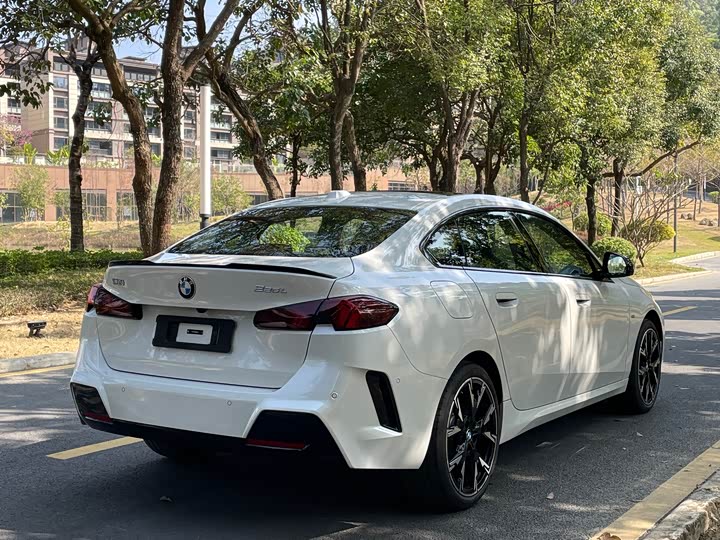 Фото 8 - BMW 2 Series