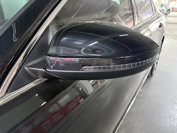 Фото 7 - Volkswagen Passat