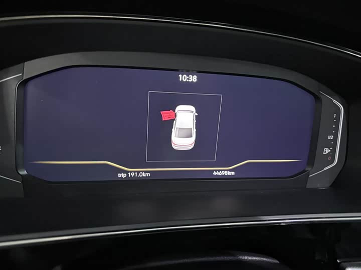 Фото 8 - Volkswagen Passat