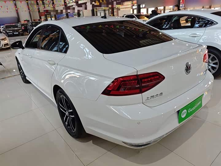 Фото 5 - Volkswagen Lamando L