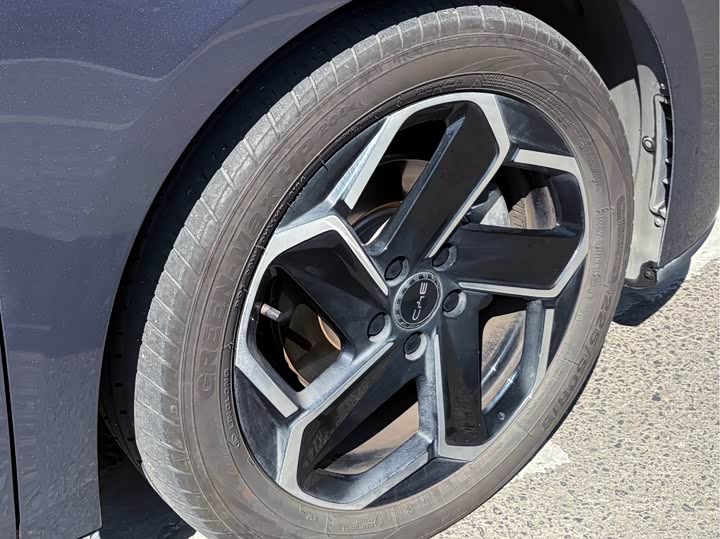 Фото 9 - BYD Seal 06 Hybrid/EV