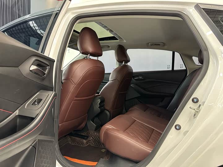 Фото 5 - MG Motor 5