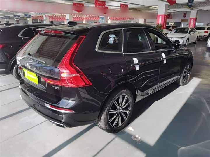 Фото 7 - Volvo XC60