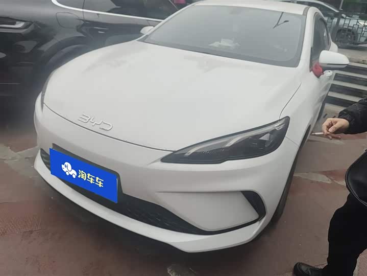 Фото 1 - BYD Seal 05 DM-i Hybrid