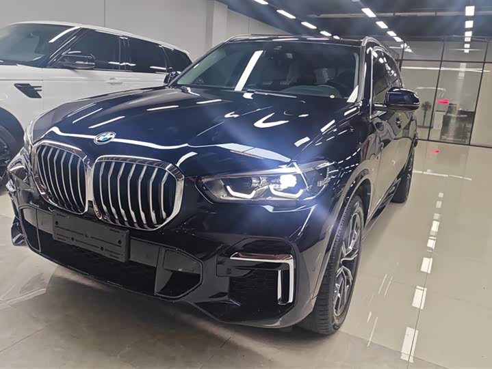 Фото 1 - BMW X5