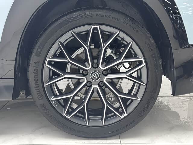 Фото 8 - Changan UNI-T