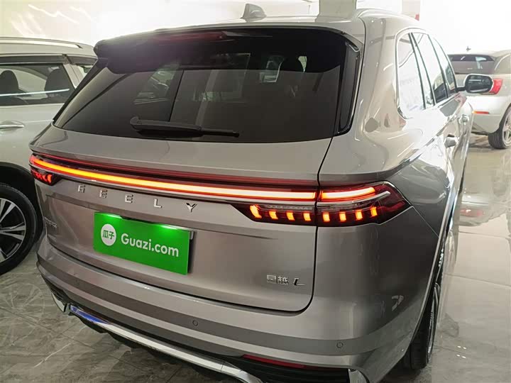 Фото 6 - Geely Monjaro