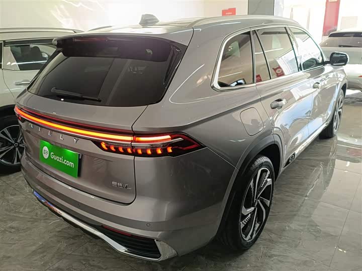 Фото 7 - Geely Monjaro