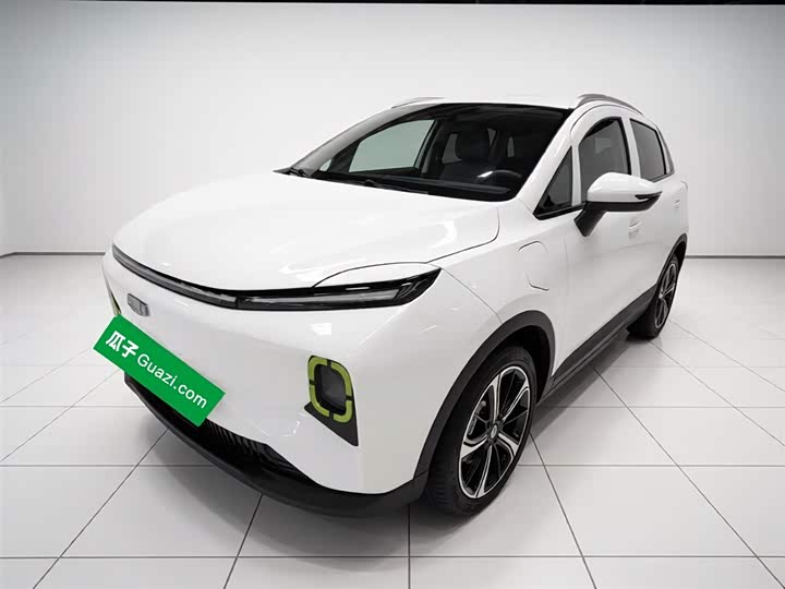 Фото 2 - Geely Geometry E Firefly