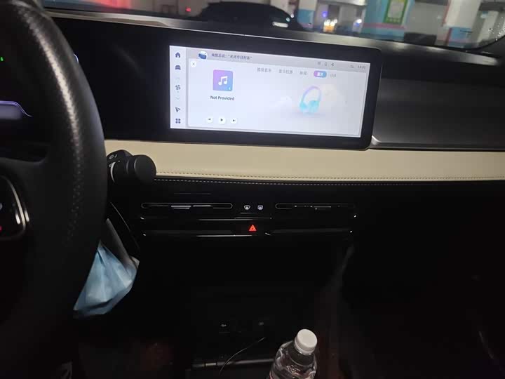 Фото 6 - Geely Geometry E Firefly