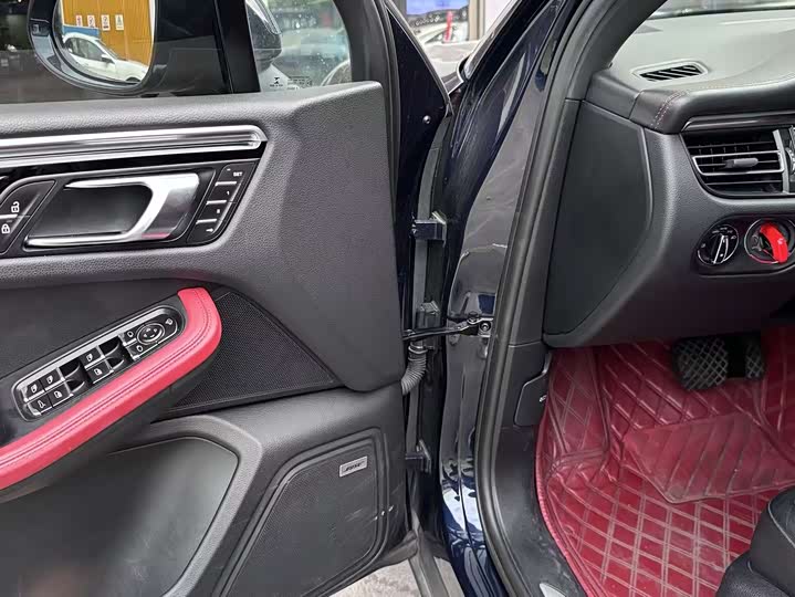 Фото 6 - Porsche Macan