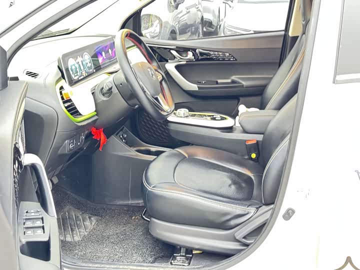 Фото 6 - Changan BenBen E-Star