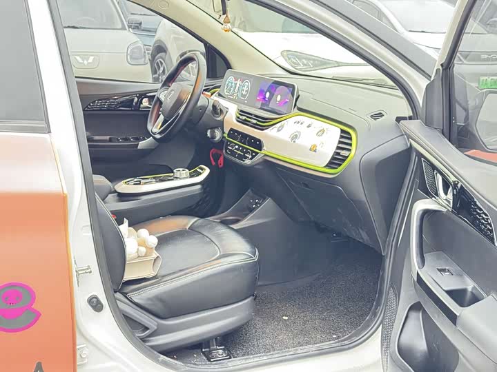 Фото 7 - Changan BenBen E-Star