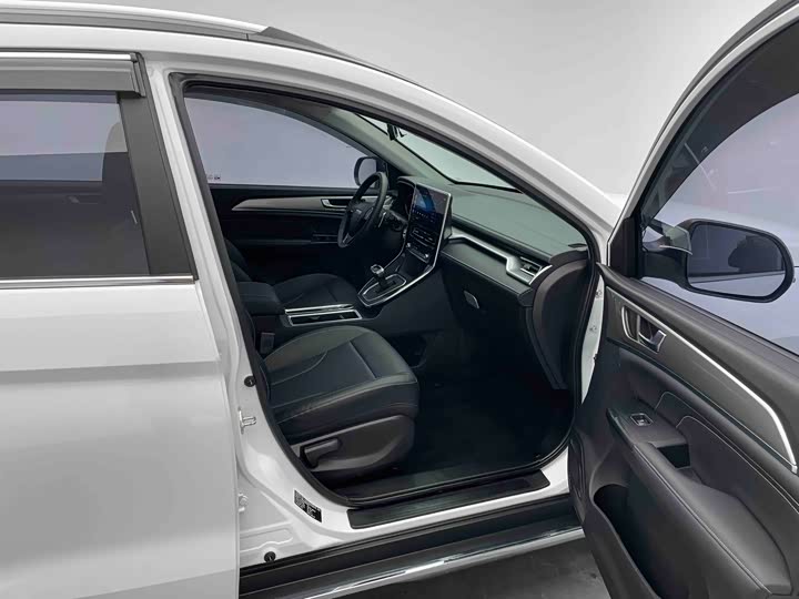 Фото 7 - Haval M6