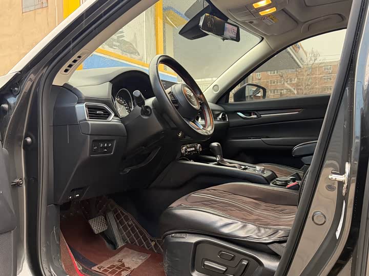 Фото 8 - Mazda CX-5