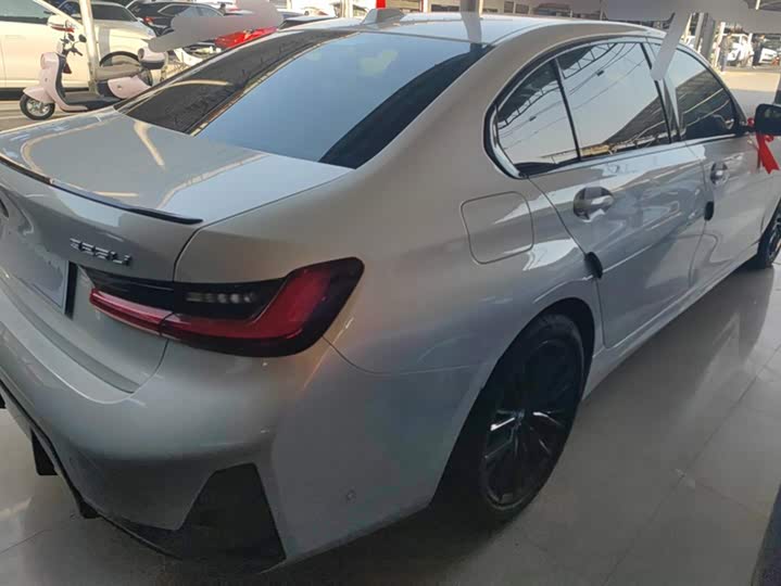 Фото 3 - BMW 3 Series