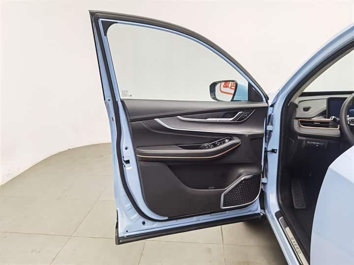 Фото 8 - Exeed LX C-DM Hybrid