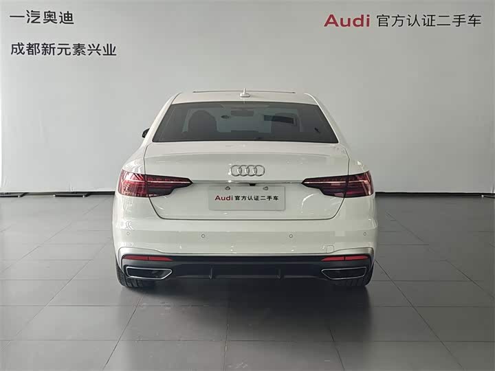 Фото 5 - Audi A4L