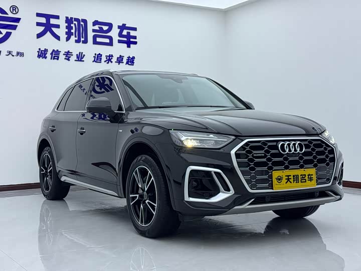 Фото 3 - Audi Q5L