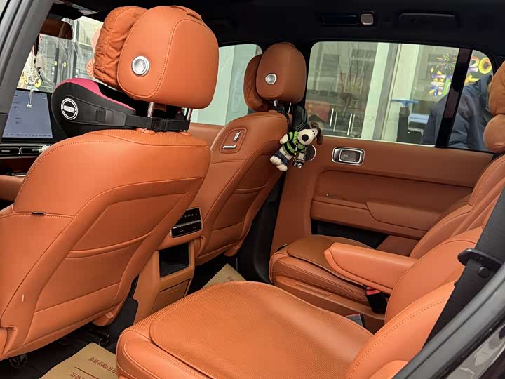 Фото 9 - LiXiang L8