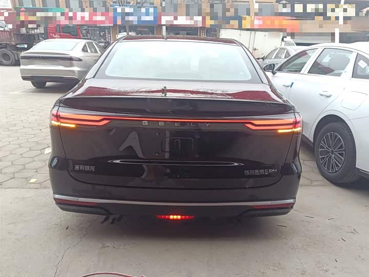 Фото 6 - Geely Galaxy Starshine 6