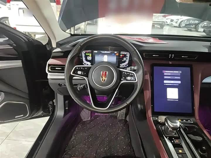 Фото 4 - Hongqi H5