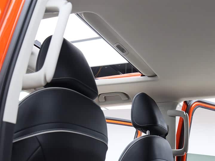 Фото 8 - Tank 300