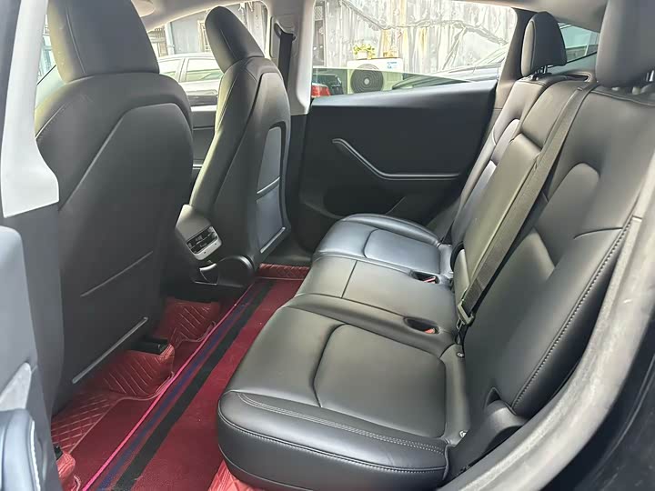 Фото 6 - Tesla Model Y