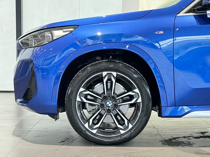 Фото 3 - BMW X1