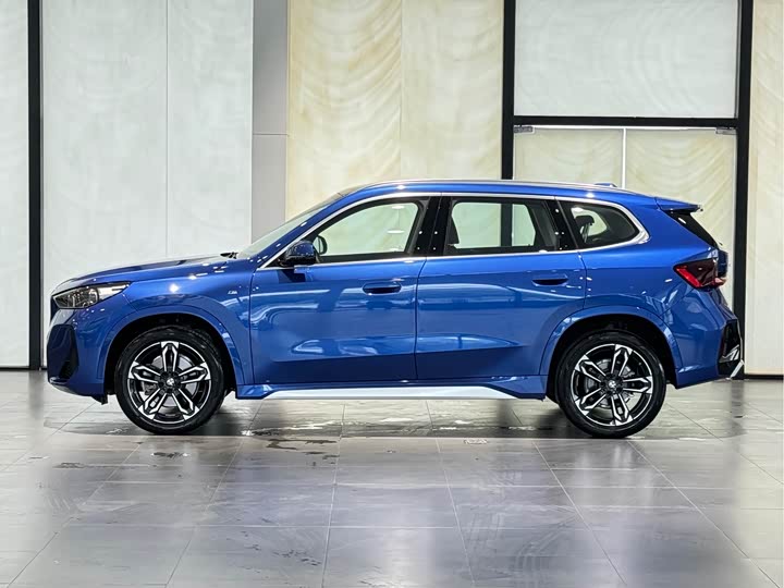 Фото 4 - BMW X1