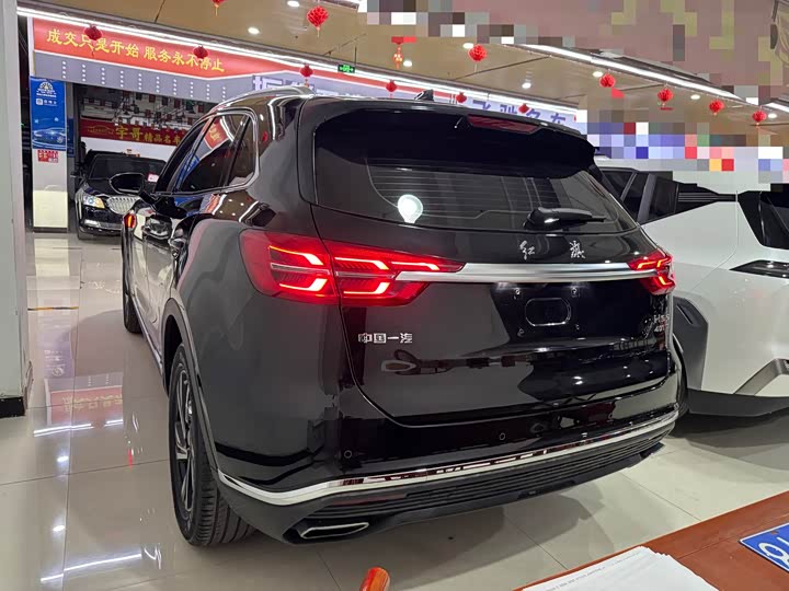 Фото 8 - Hongqi HS5