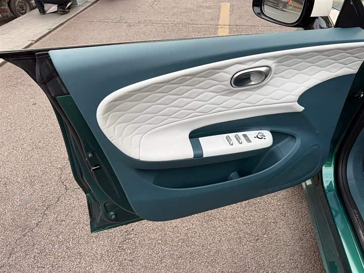 Фото 6 - Dongfeng Nammi 01