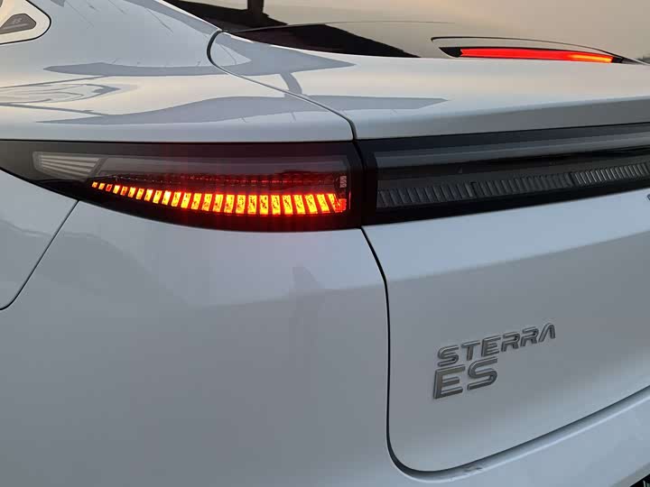 Фото 4 - Exeed Sterra ES