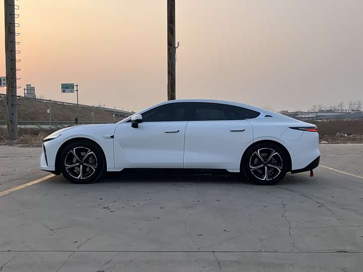 Фото 7 - Exeed Sterra ES