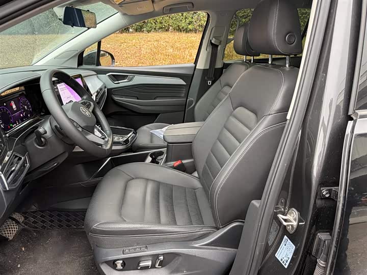 Фото 8 - Volkswagen Talagon