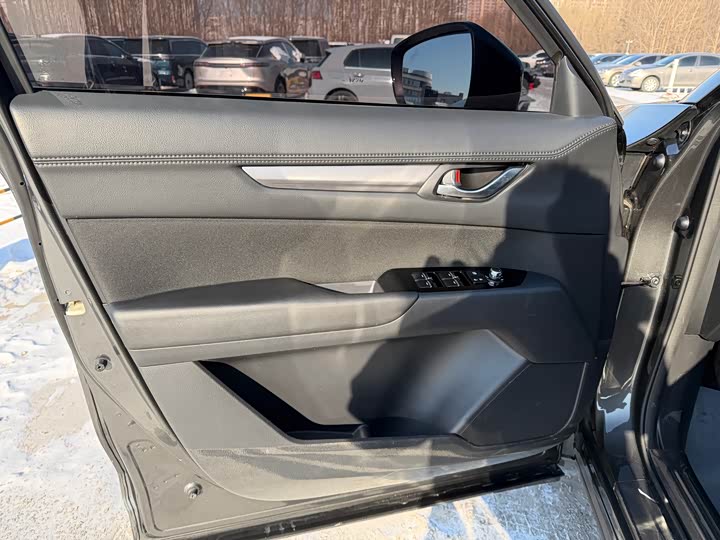 Фото 9 - Mazda CX-5