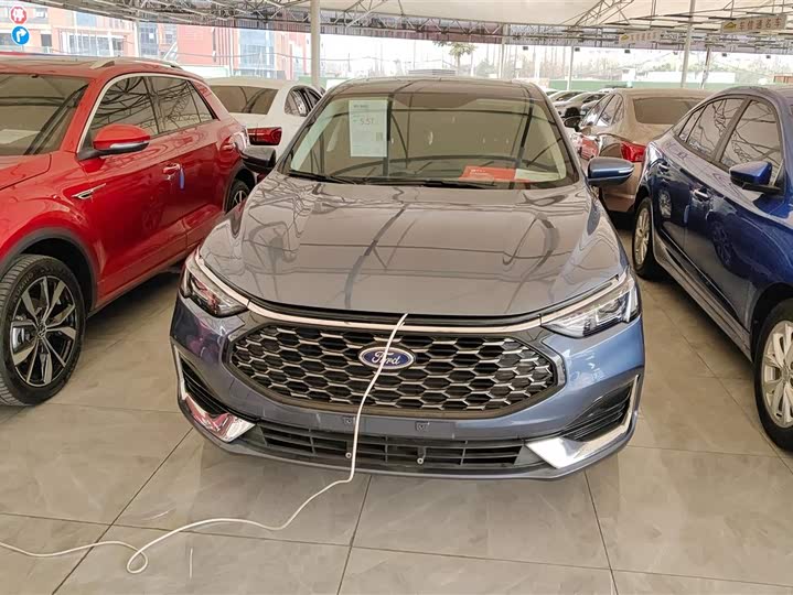 Фото 2 - Ford Escort