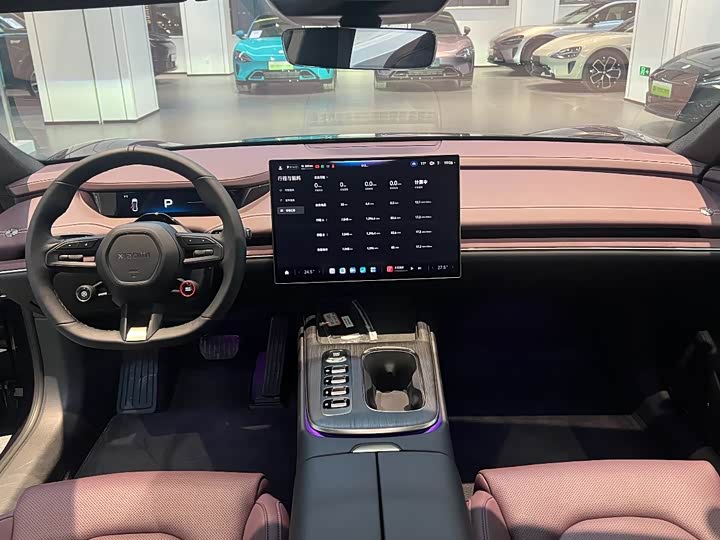 Фото 4 - Xiaomi SU7