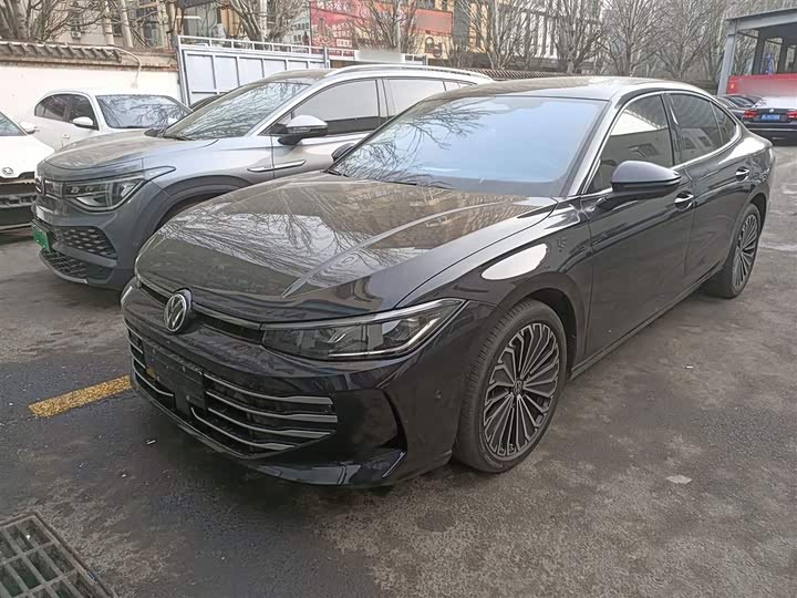 Фото 1 - Volkswagen Passat