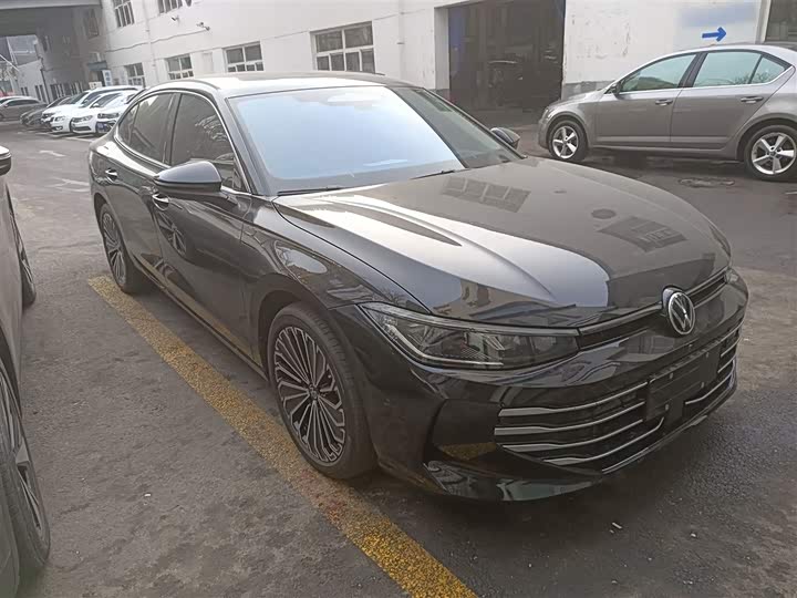 Фото 4 - Volkswagen Passat