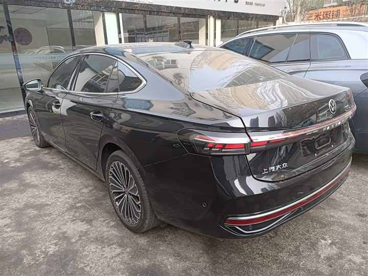 Фото 5 - Volkswagen Passat