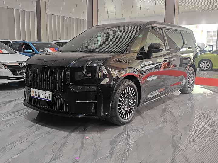 Фото 2 - Zeekr 009