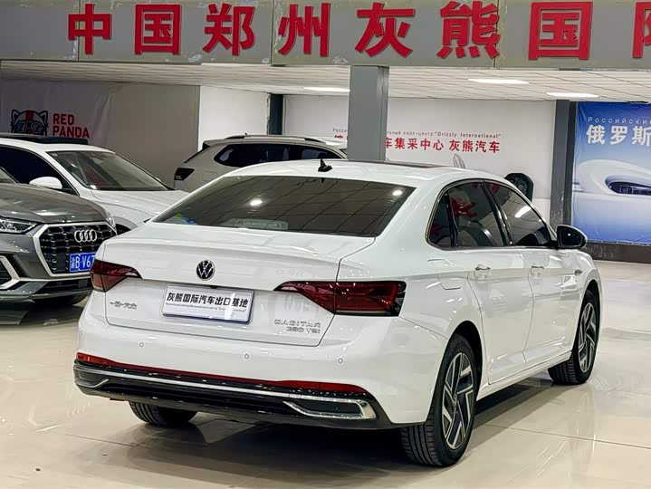 Фото 6 - Volkswagen Sagitar L