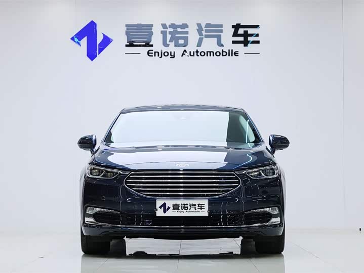 Фото 2 - Ford Taurus