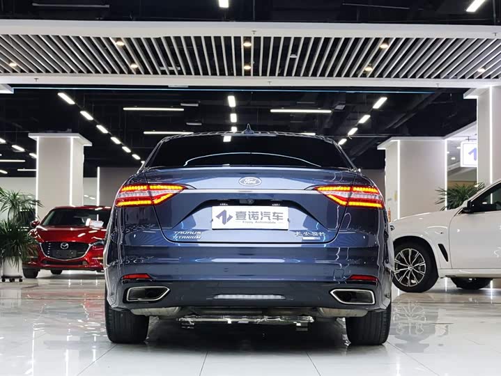 Фото 5 - Ford Taurus