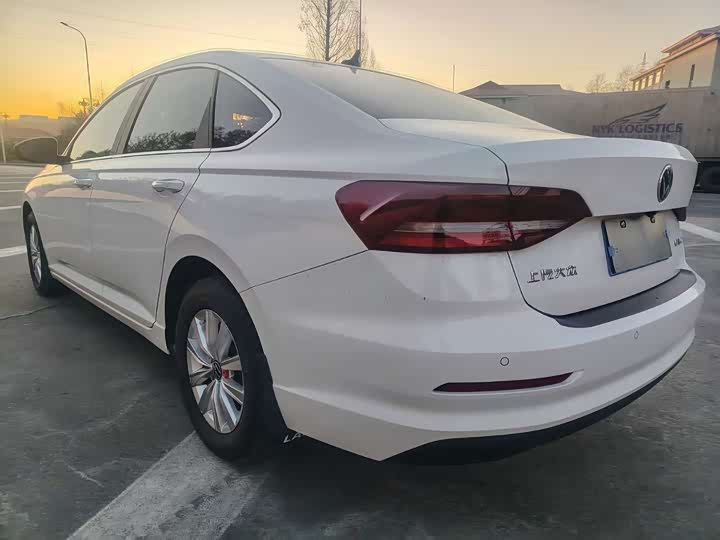 Фото 5 - Volkswagen Lavida