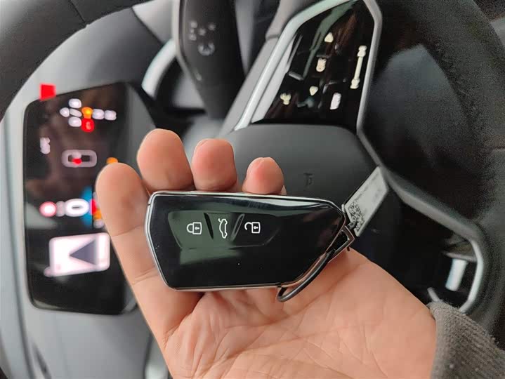 Фото 9 - Volkswagen ID.4 Crozz